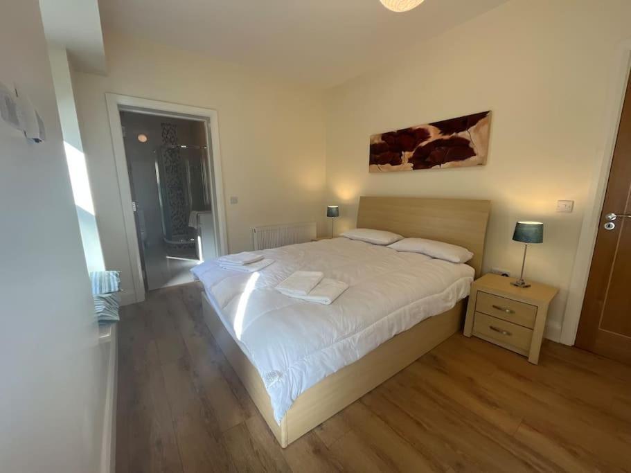 دبلن City Beach Gem 5 Adult Spaces Plus Child المظهر الخارجي الصورة